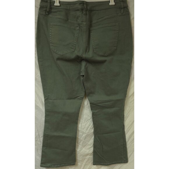 Candace Cameron Bure Womens Plus Sz 18W Green Stretch Denim Jeans 38x27 - Picture 6 of 12